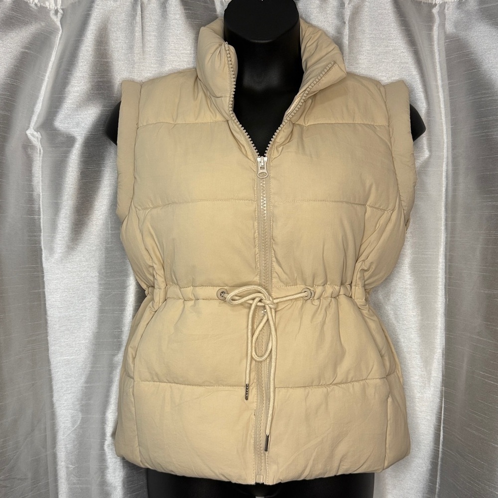 FASHION Puffer Vest Women’s Small Zip Up Lined Adjustable Rope Pull Belt